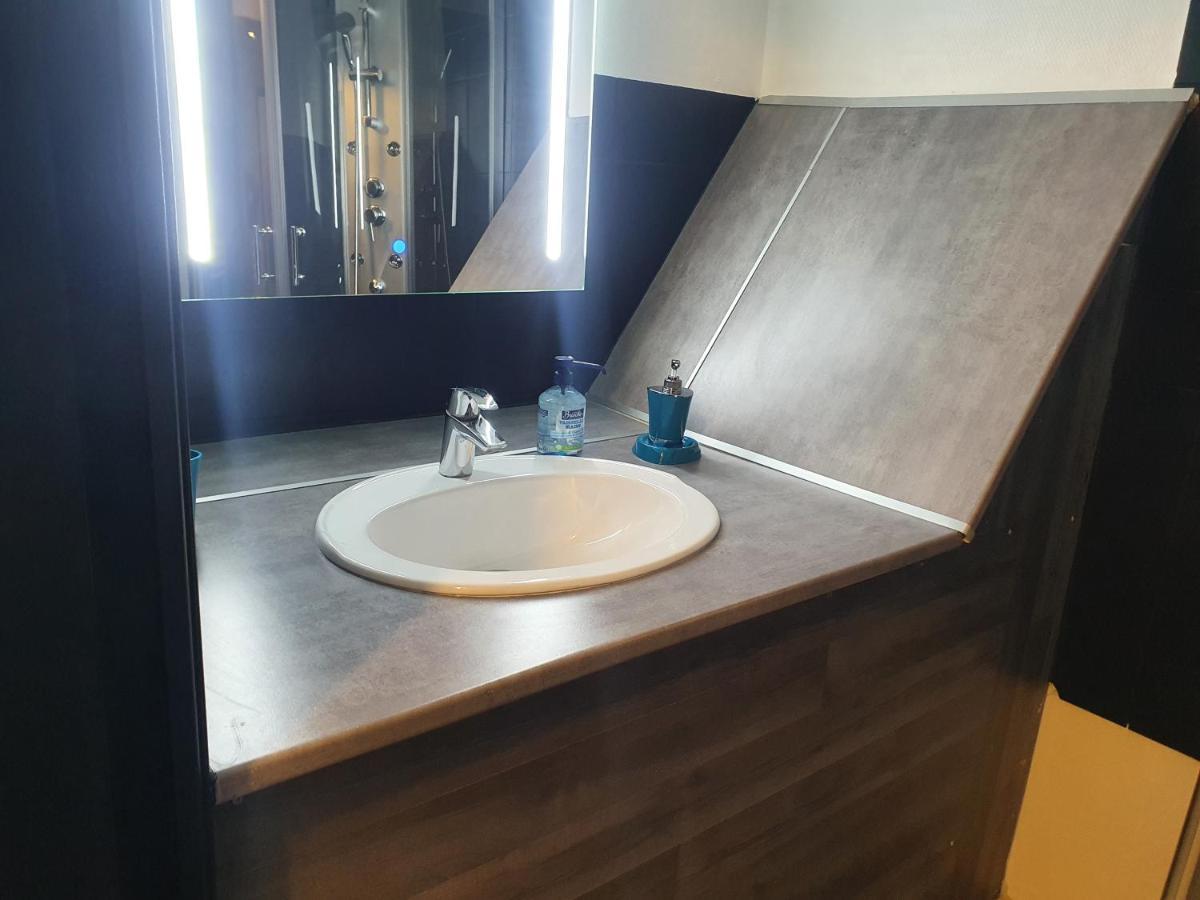 Firas appartement Valenciennes Exterior foto